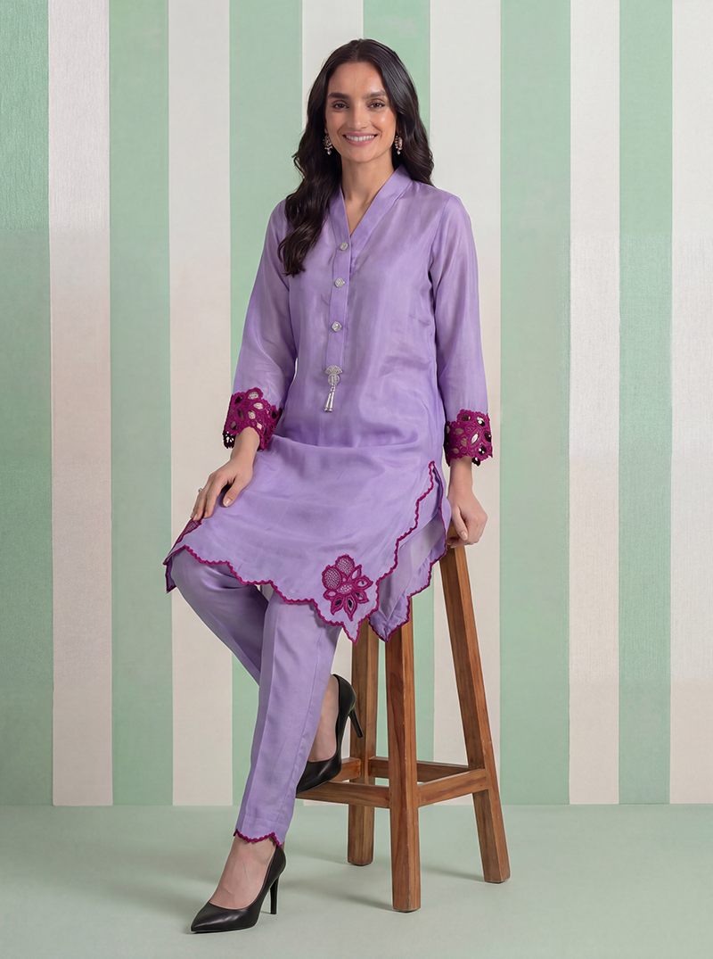 Cutwork – Lavender